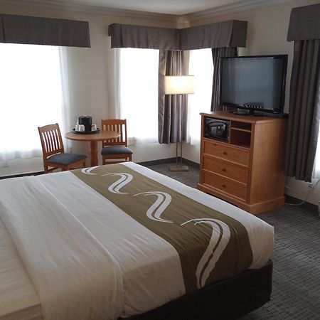Quality Inn Downtown Inner Harbour Victoria Buitenkant foto