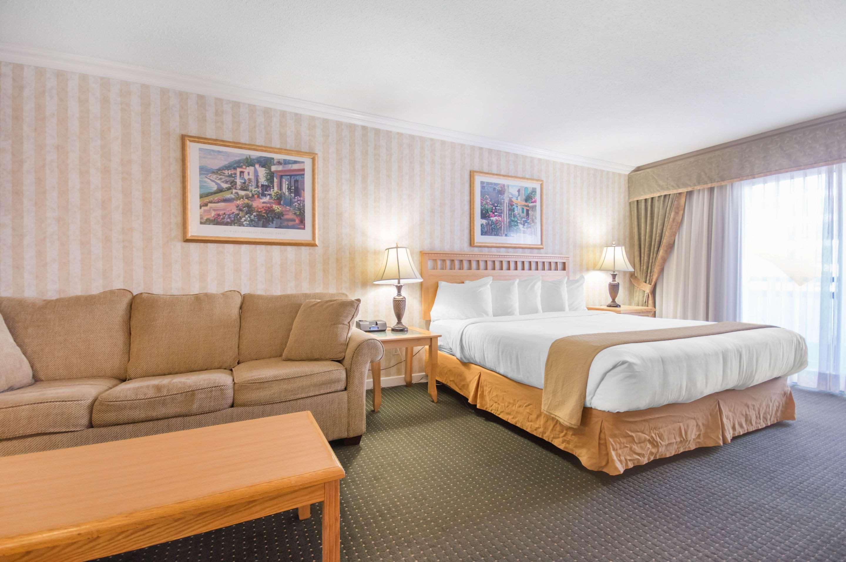 Quality Inn Downtown Inner Harbour Victoria Buitenkant foto
